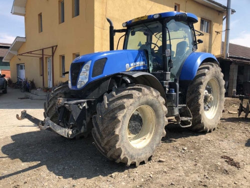 Lichidator judiciar vand Tractor New Holland T7260 T4