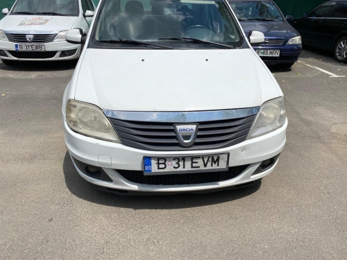 Autoturism Dacia Logan