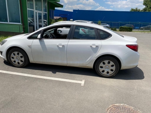Autoturism Opel Astra