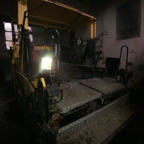 Repartizor asfalt DEMAG