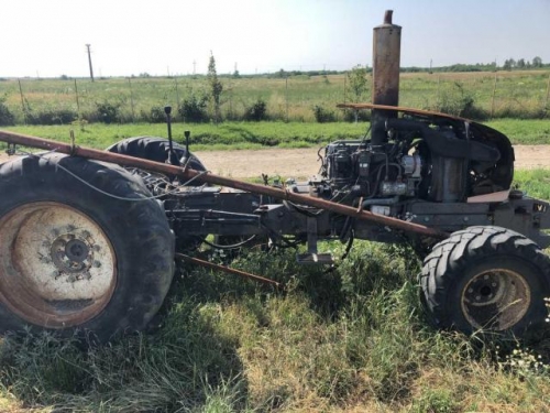 Lichidator judiciar vand Tractor Renault 325