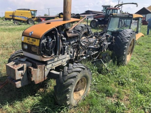 Lichidator judiciar vand Tractor Renault 325