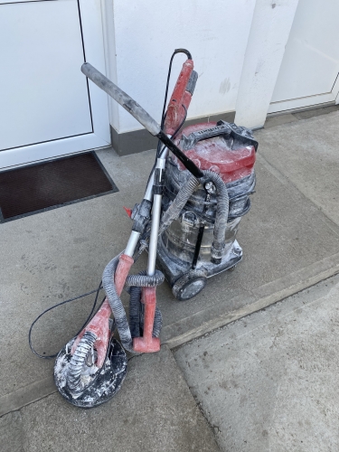 Slefuitor pereti cu brat telescopic