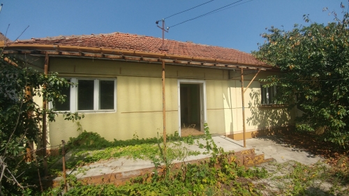Proprietate imobiliara formata din teren si constructii - Seini 4A