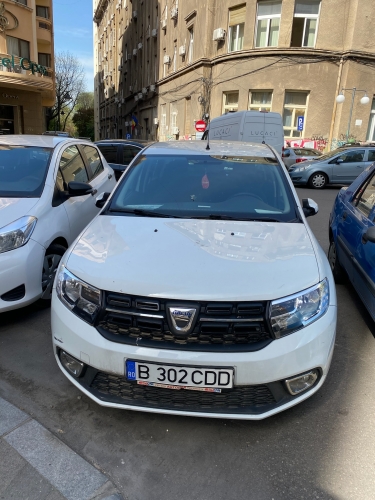Autoturism Dacia Logan Laureate