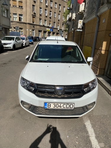 Autoturism Dacia Logan Laureate