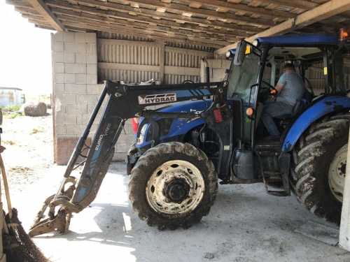 Tractor New Holland TD5.105 T3