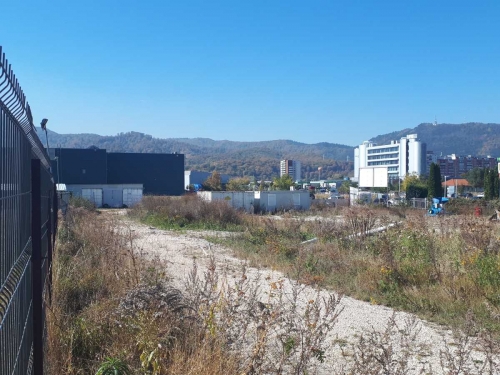 Proprietate imobiliara pretabila proiect rezidential sau comercial - Brasov