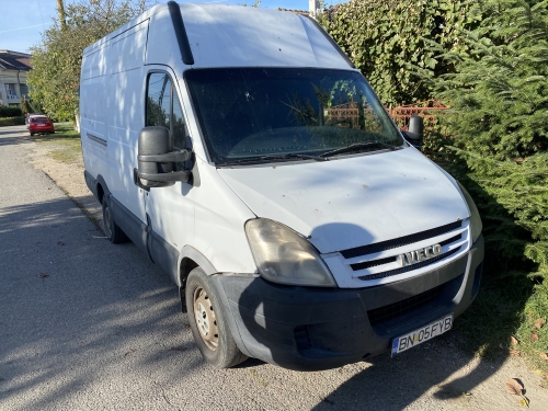 Autoutilitara marca Iveco