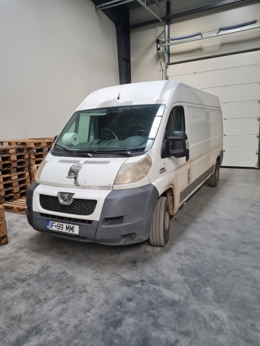 PEUGEOT BOXER