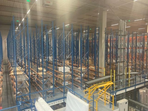Lot 4 Sistem de depozitare tip mezanin