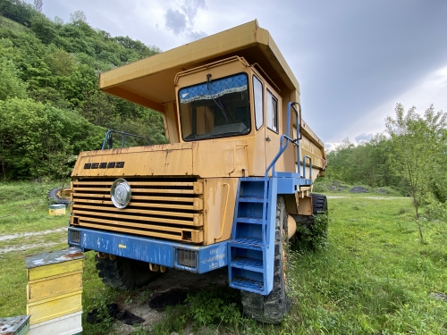 AUTOBASCULANTA BELAZ