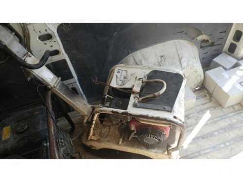 Placa compactoare reversibila