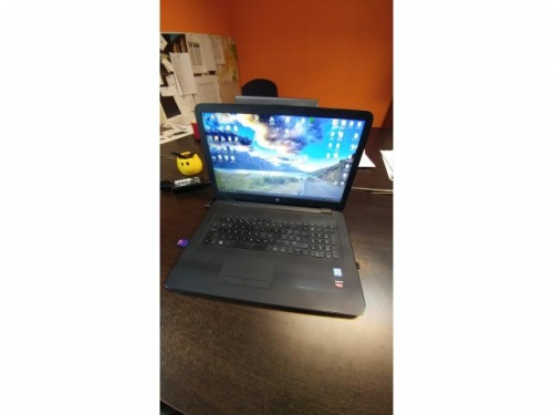 Laptop HP 17